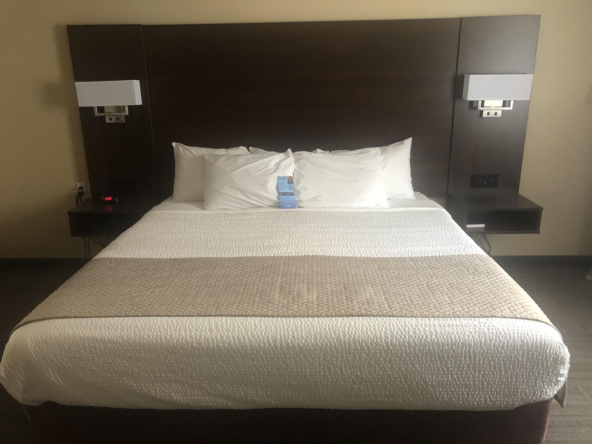 Hotel Days By Wyndham Hinton