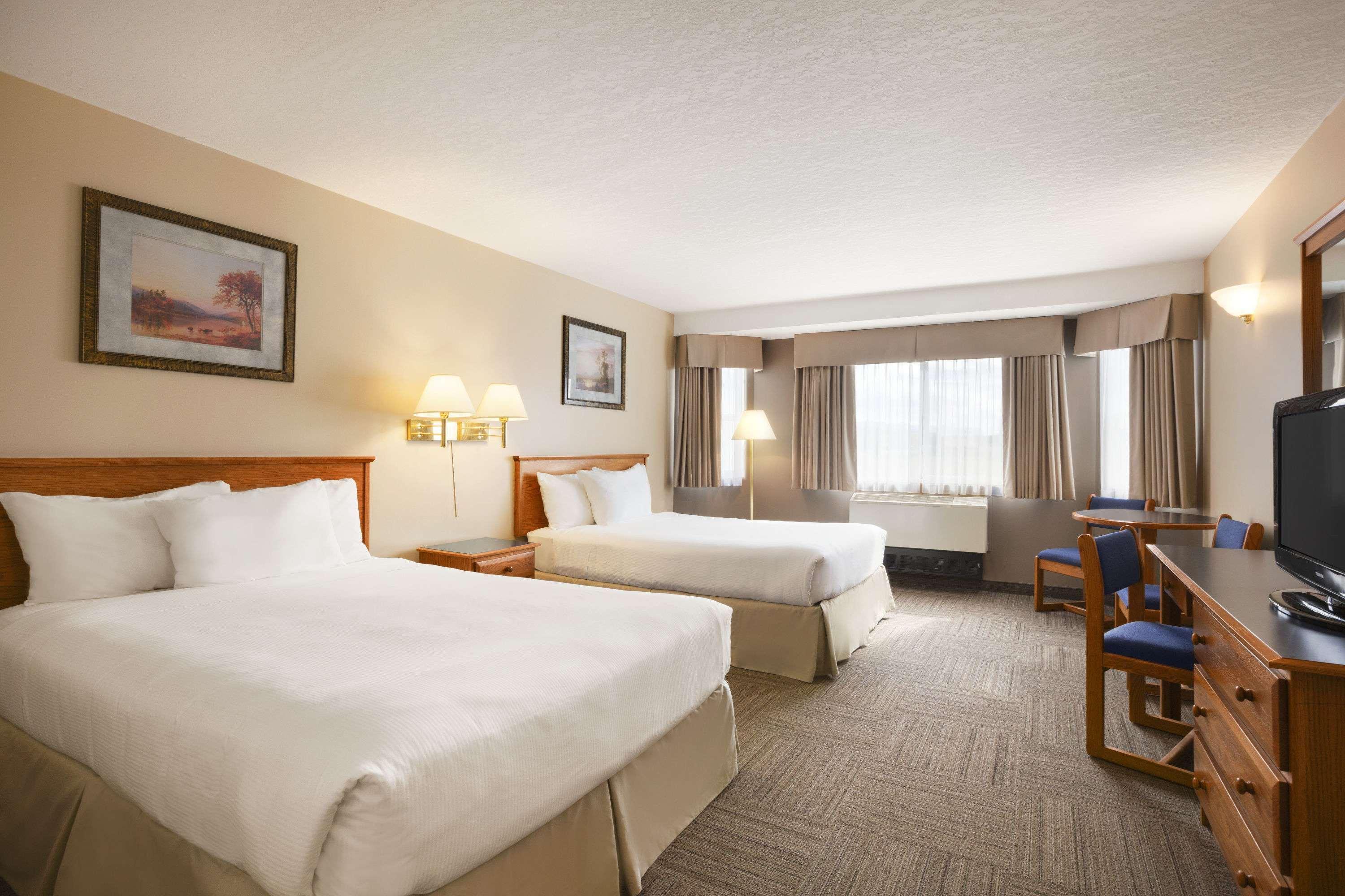 Days By Wyndham Hotel Hinton